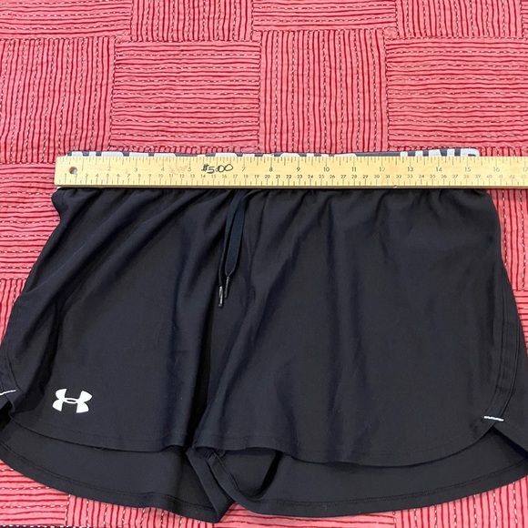 Under Armour women’s medium black Training / running Shorts - Picture 8 of 16